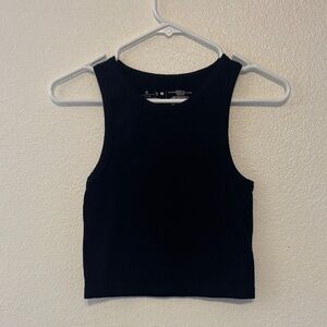 Black‎ Sleeveless Crop Top